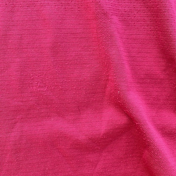 Lululemon Swiftly Speed Turtleneck Size 8 Violet Red / Violet - Picture 2 of 4